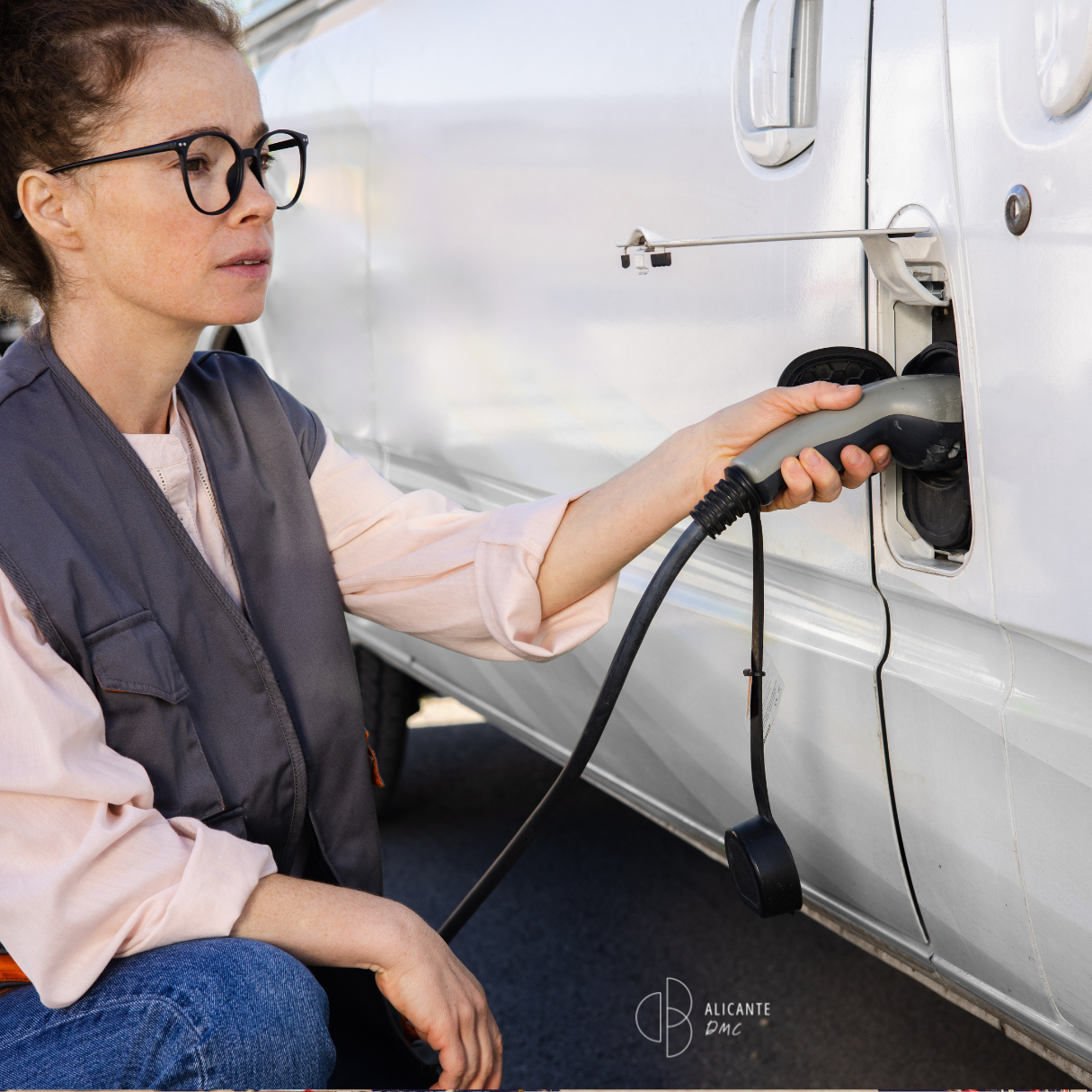 Nachhaltige Privattransfers in Alicante-Costa Blanca: Green Car bei MICE-Firmenevents und Premiumreisen 🚐 www.alicante-dmc.com